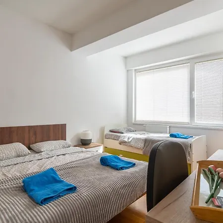 Neoz Apartment *