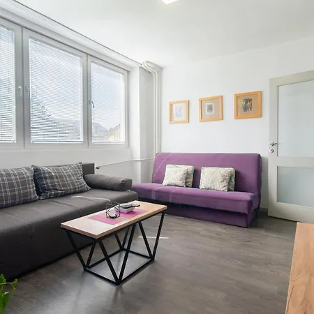 Neoz Apartment