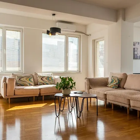 Neoz Apartment *