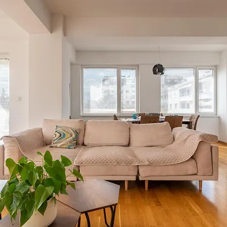 Neoz Apartment *